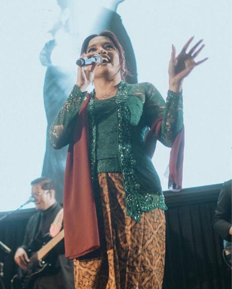 Instagram.com/thebridestory